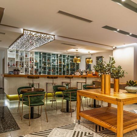 Glow Boutique Hotel & Suites Sarandë 외부 사진