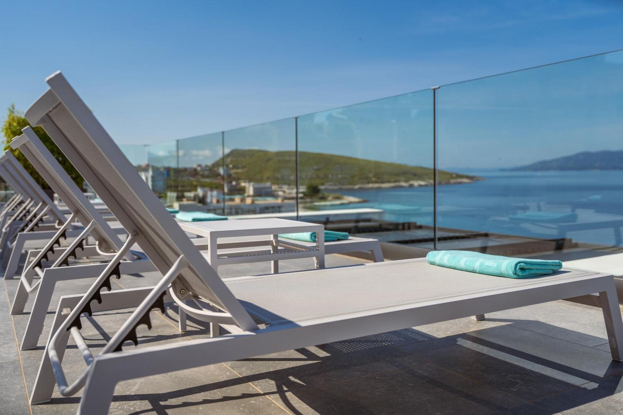 Glow Boutique Hotel & Suites Sarandë 외부 사진