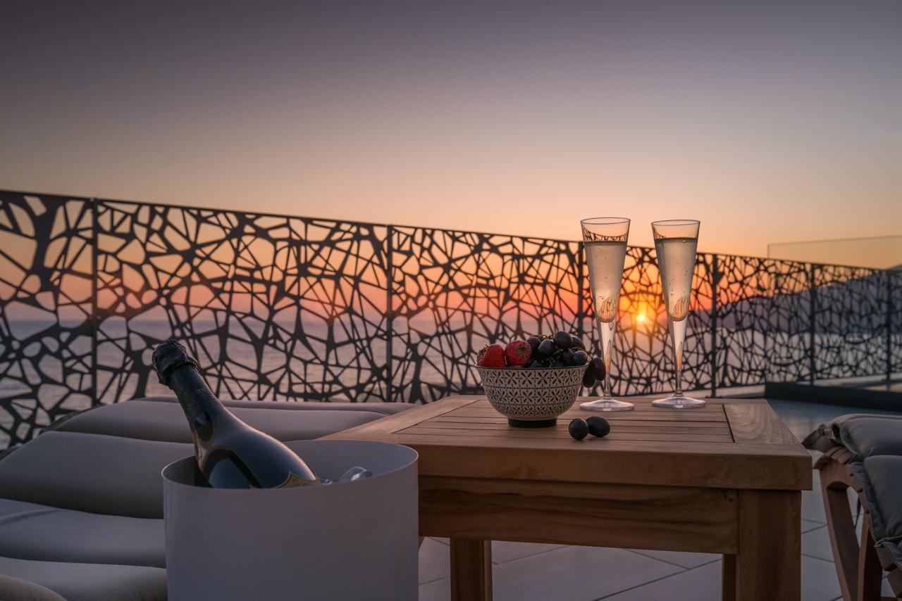 Glow Boutique Hotel & Suites Sarandë 외부 사진